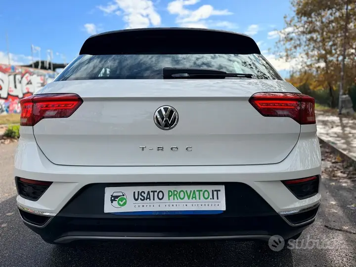 Volkswagen T-Roc 2020 photo 2