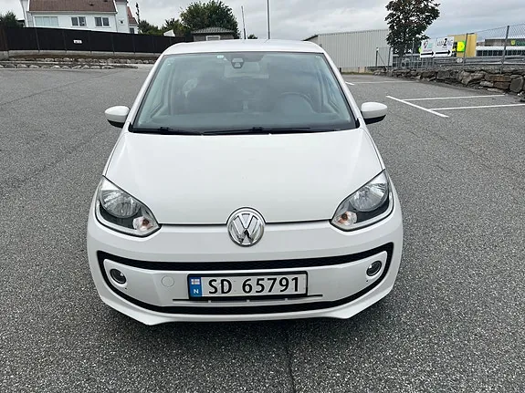 Volkswagen Up 2013 photo 2