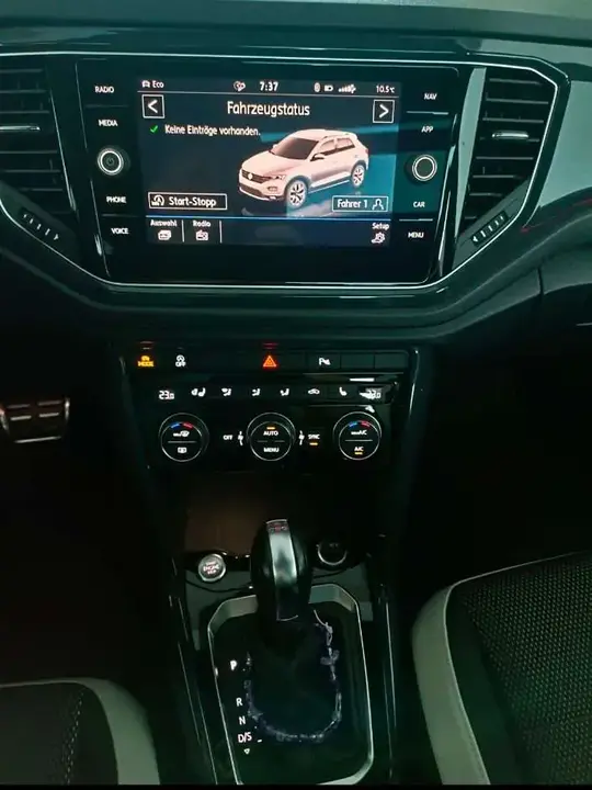 Volkswagen T-Roc 2018 photo 3