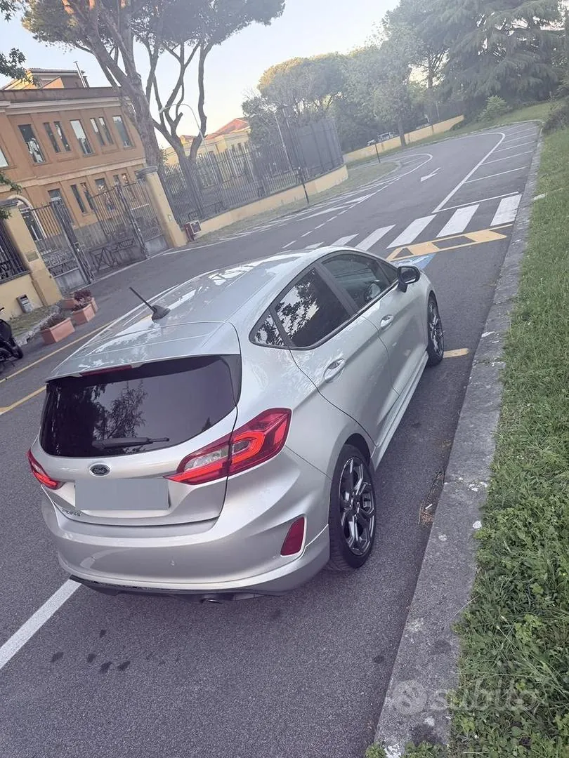 Ford Fiesta 2020 photo 2