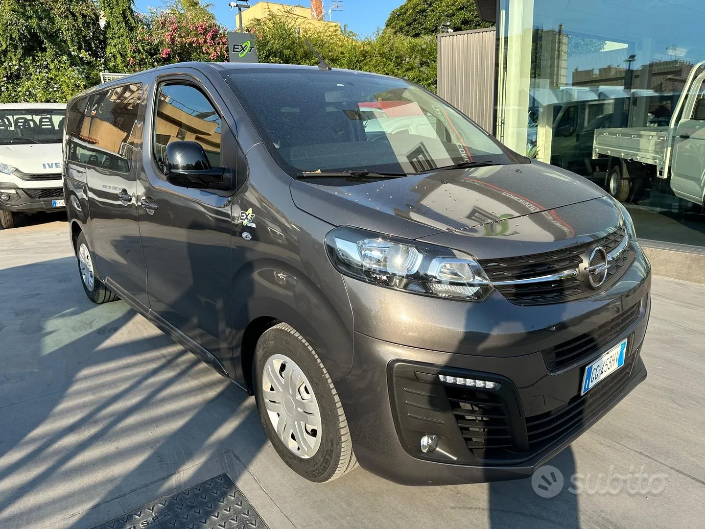 Opel Vivaro Life 2022 photo 2