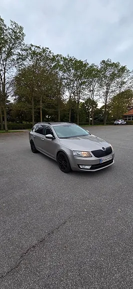 Skoda Octavia 2015 photo 2