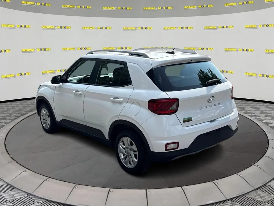Hyundai Venue 2023 photo 5
