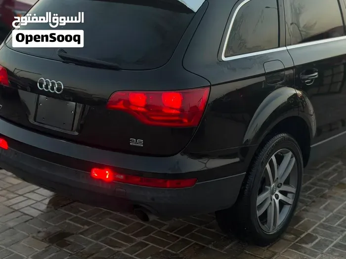 Audi Q7 2010 photo 4