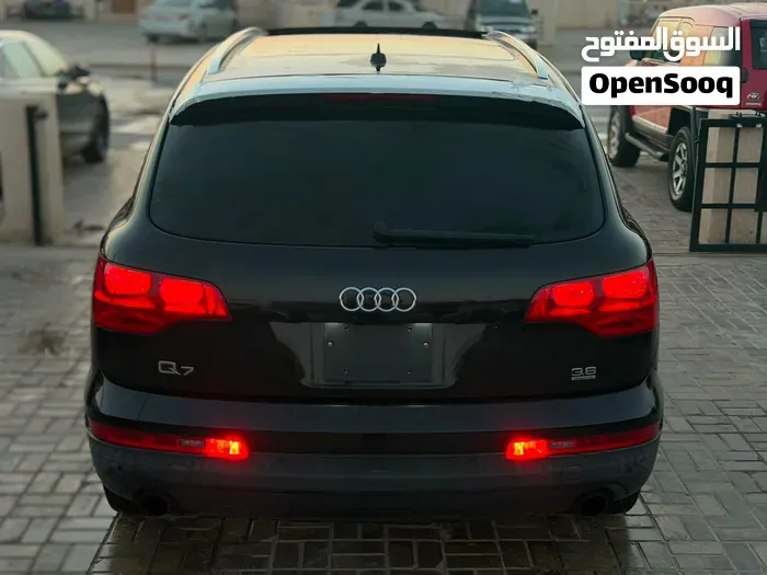 Audi Q7 2010 photo 3