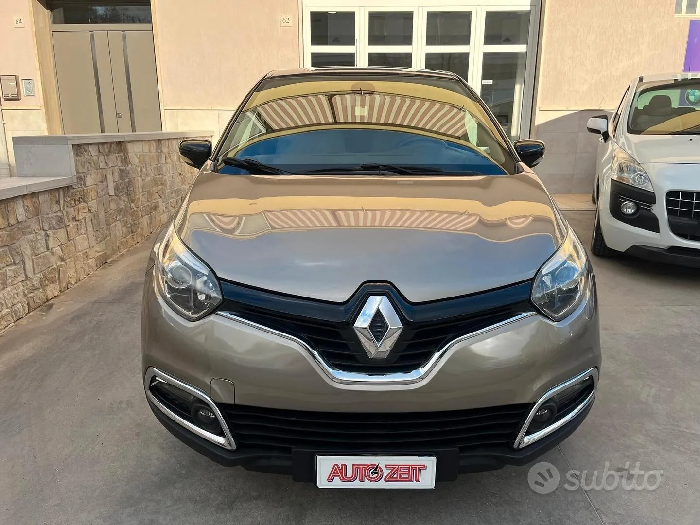 Renault Captur 2015 photo 2