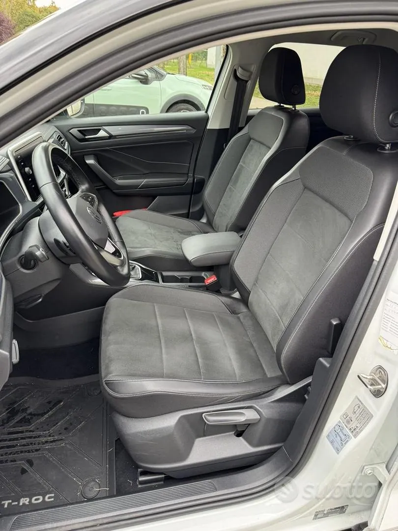Volkswagen T-Roc 2024 photo 5