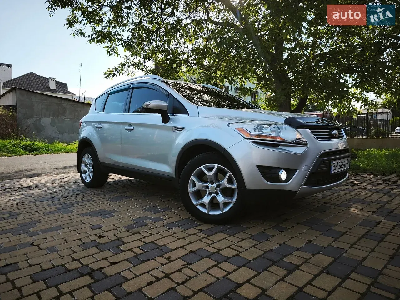 Ford Kuga 2010 photo 4
