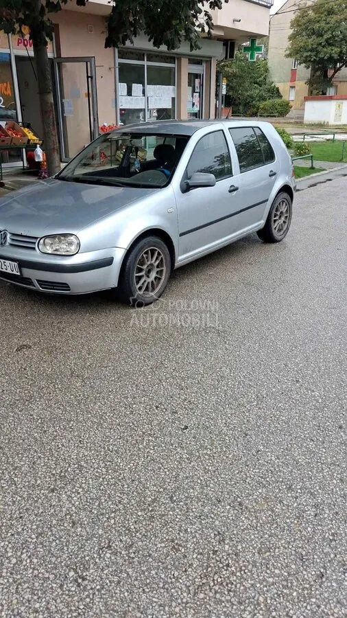 Volkswagen Golf 4