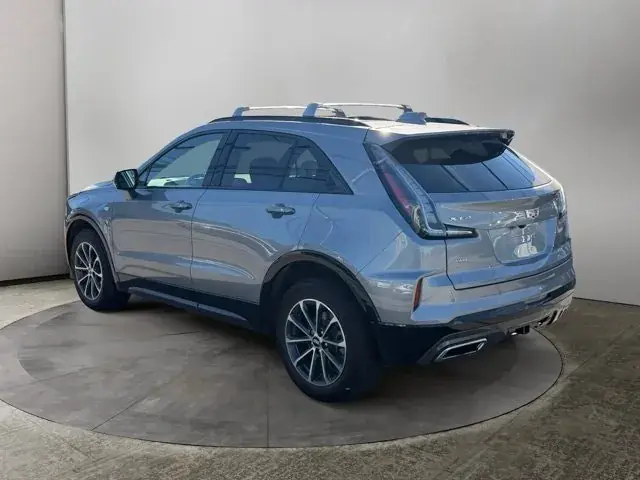 Cadillac Xt4 2024 photo 3
