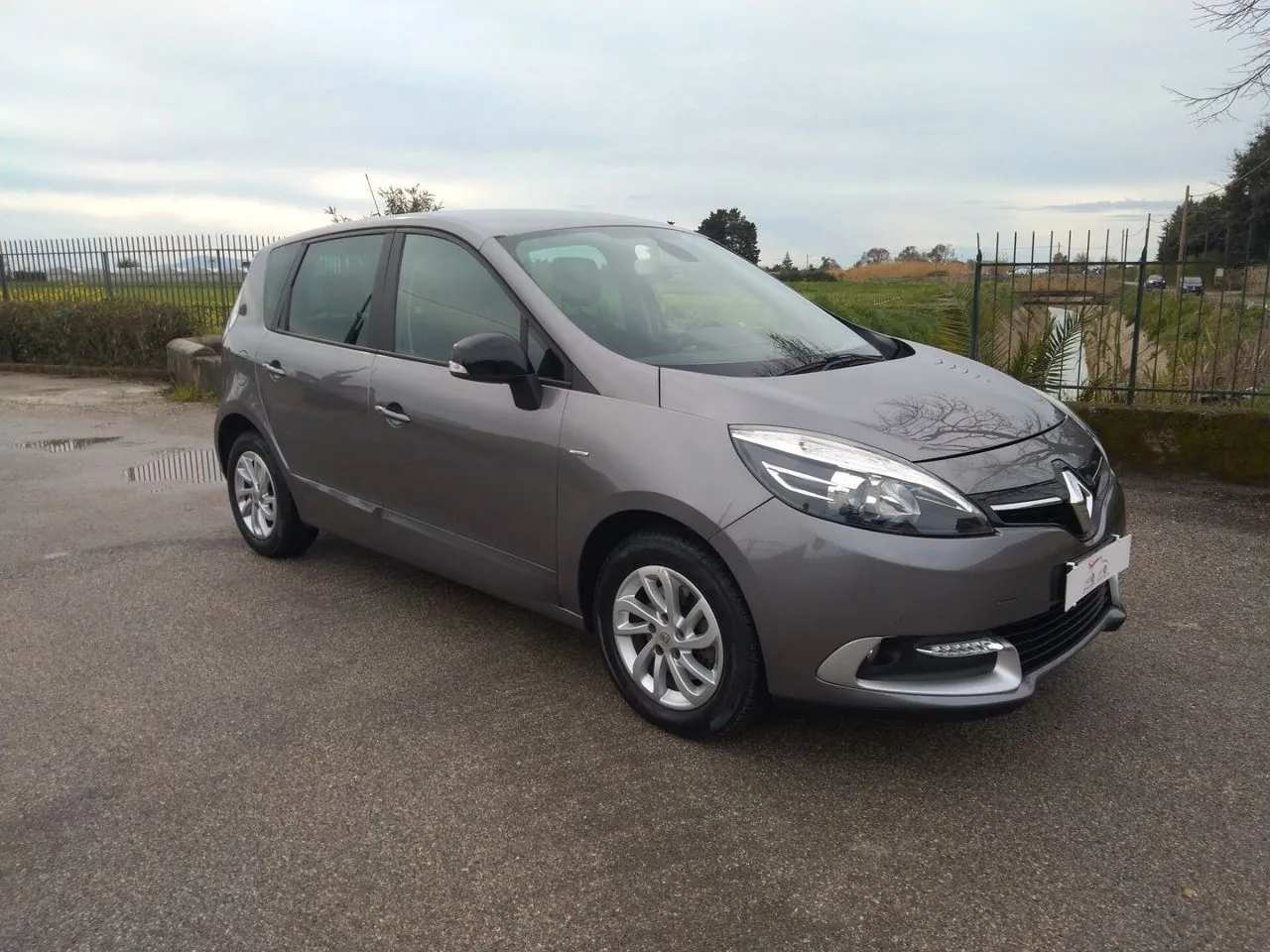 Renault Scenic 2016 photo 4
