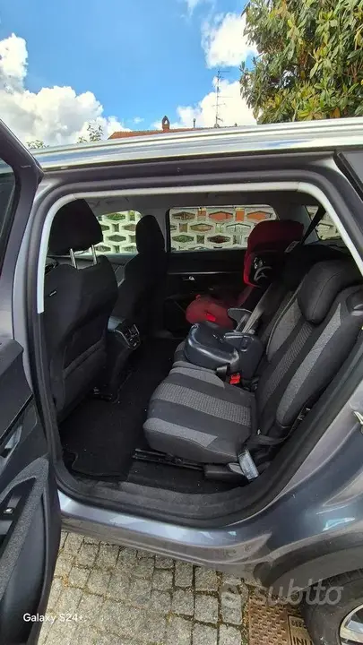 Peugeot 5008 2019 photo 4