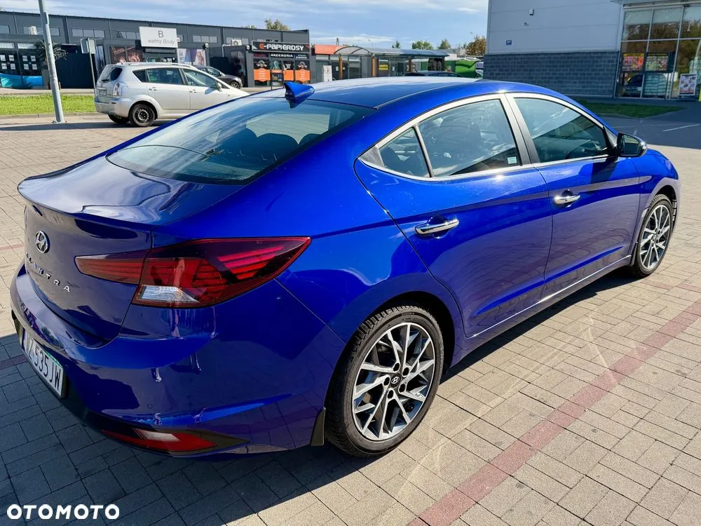 Hyundai Elantra 2019 photo 2