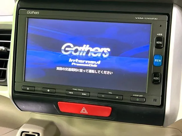 Honda N-Box 2016 photo 4