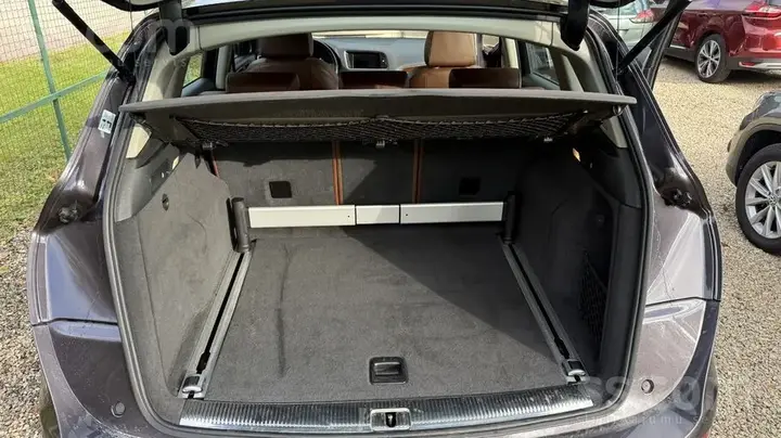 Audi Q5 2009 photo 4