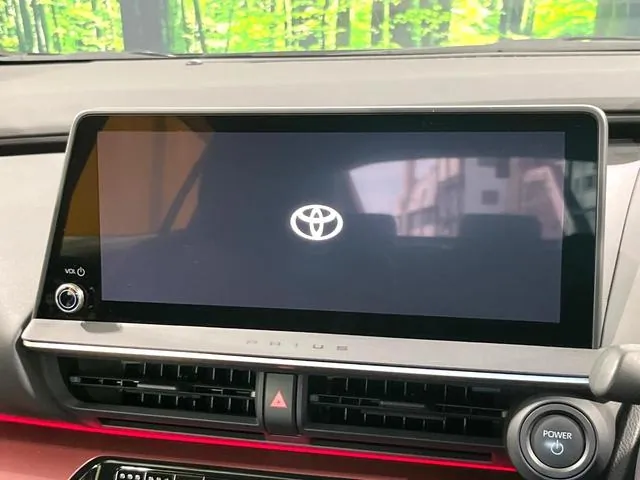 Toyota Prius Z 2023 photo 3