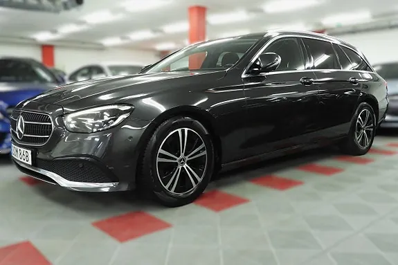 Mercedes-Benz E220 2021 photo 2