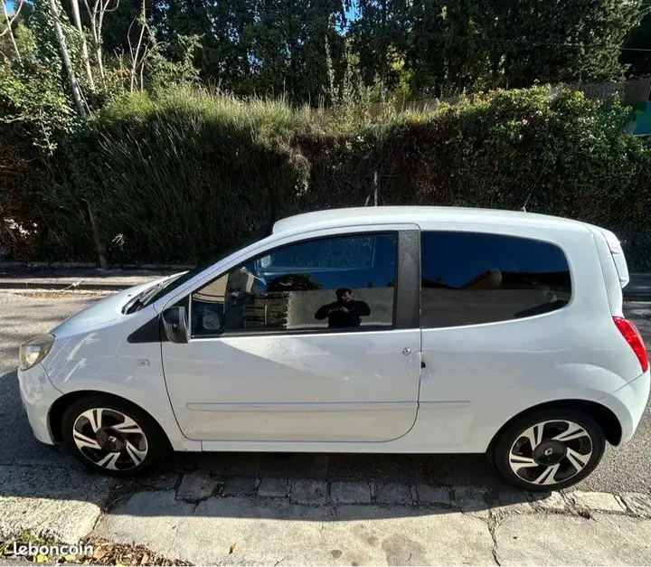 Renault Twingo 2012 photo 2