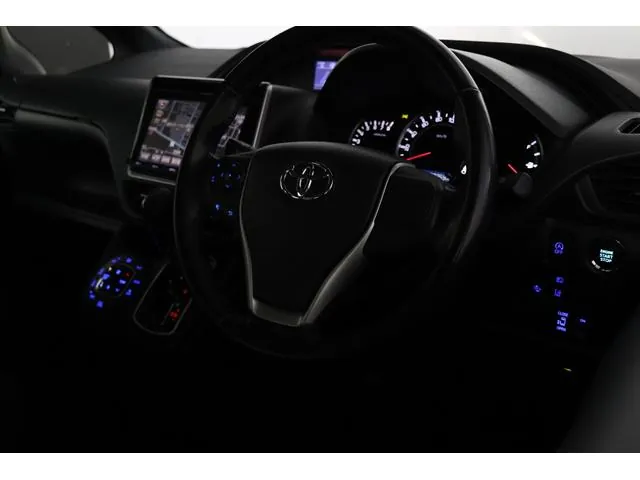 Toyota Voxzie Zs 2016 photo 2