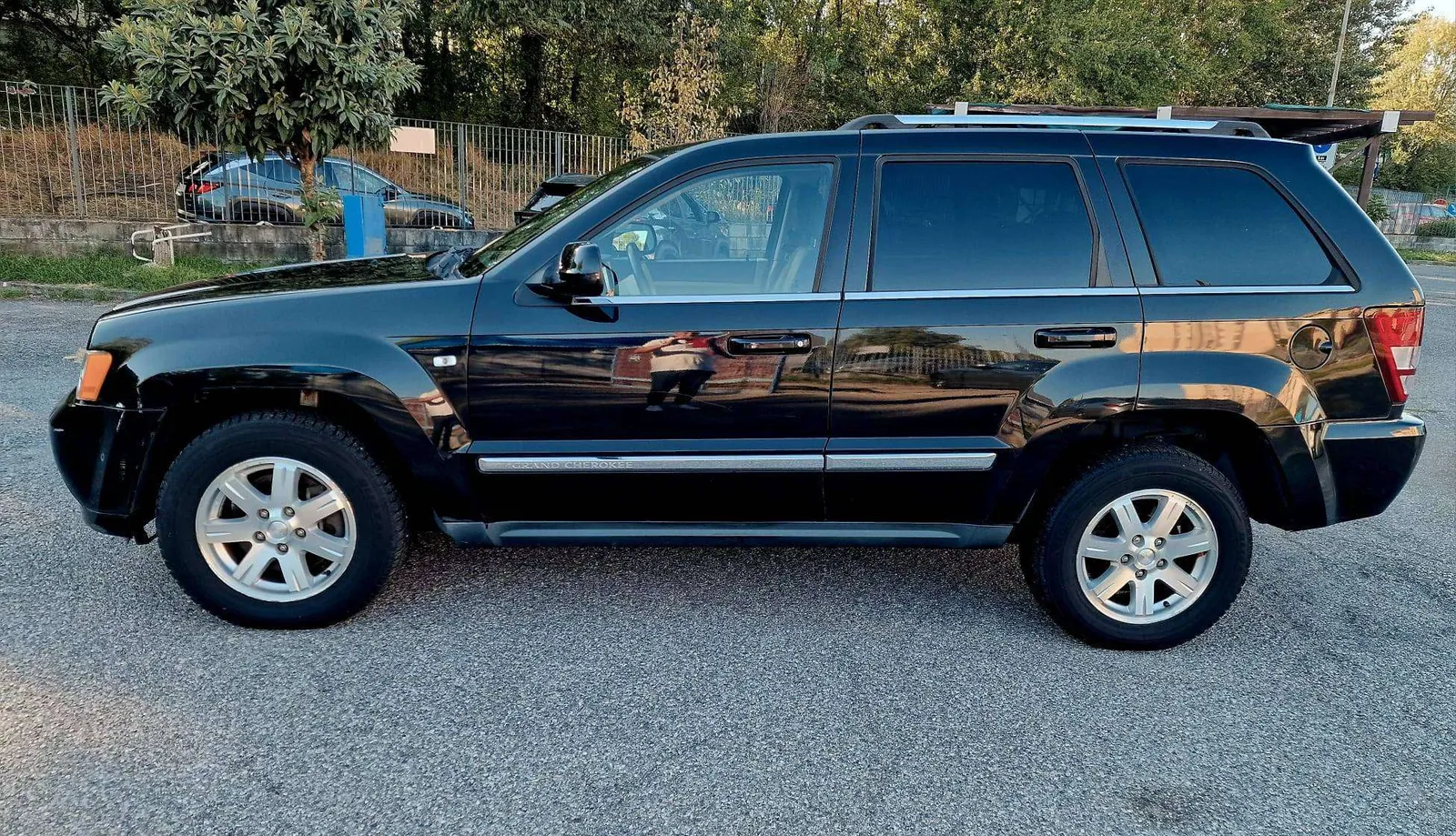 Jeep Grand Cherokee 2010 photo 5