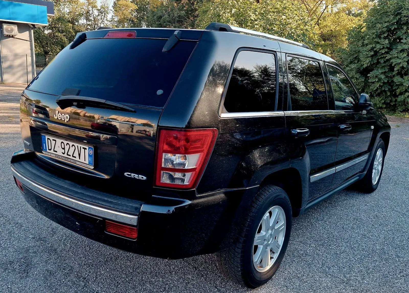 Jeep Grand Cherokee 2010 photo 2