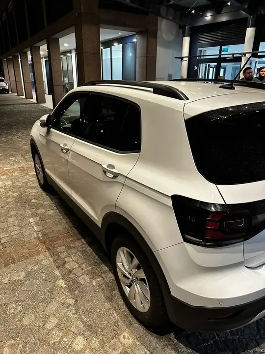 Volkswagen T-Cross 2023 photo 3