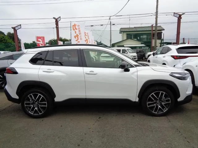 Toyota Corolla Cross 2025 photo 4