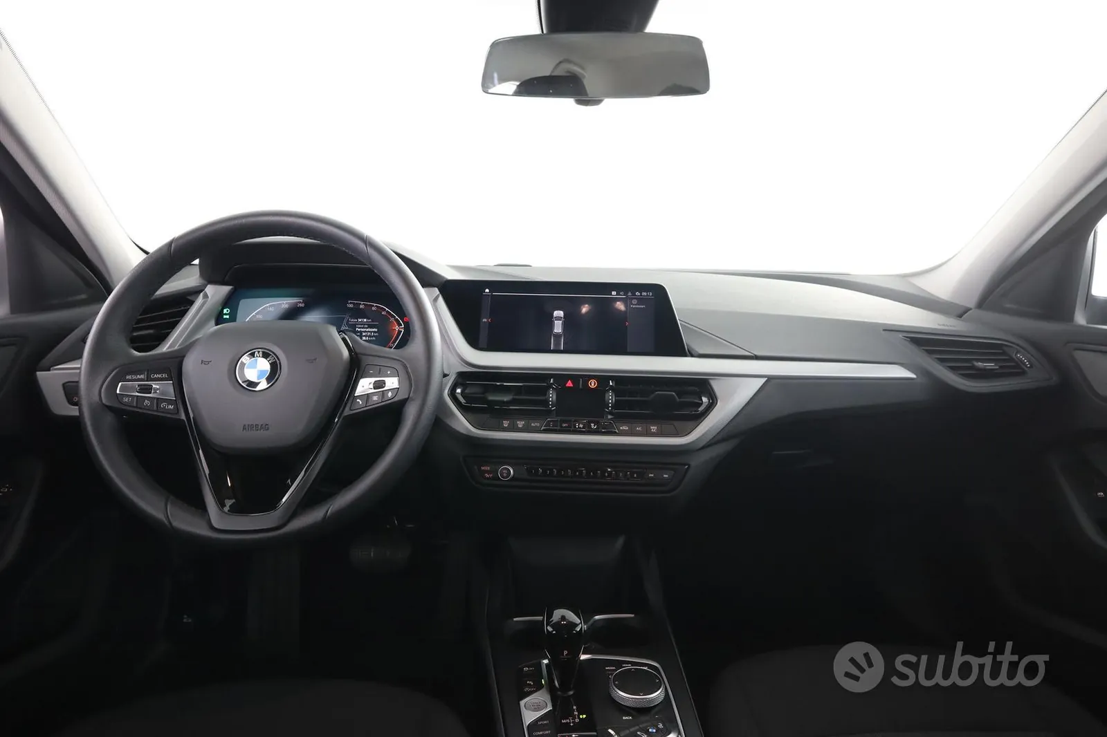 BMW 1 Series 2023 photo 4