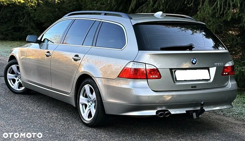 BMW 5 Series 2009 photo 3