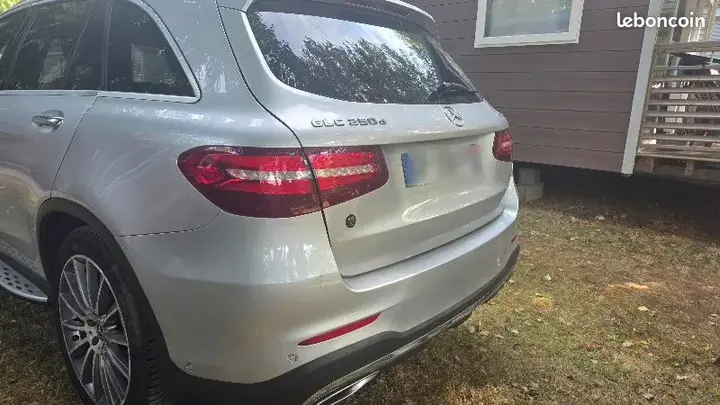 Mercedes-Benz Glc 2017 photo 2