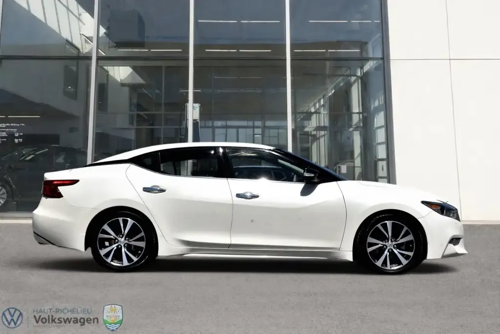Nissan Maxima 2017 photo 3