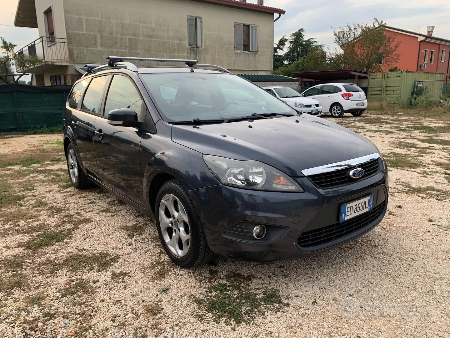 Ford Focus 2011 photo 3