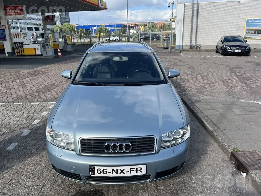 Audi A4 2004 photo 3