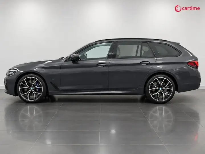 BMW 5 Series 2022 photo 5