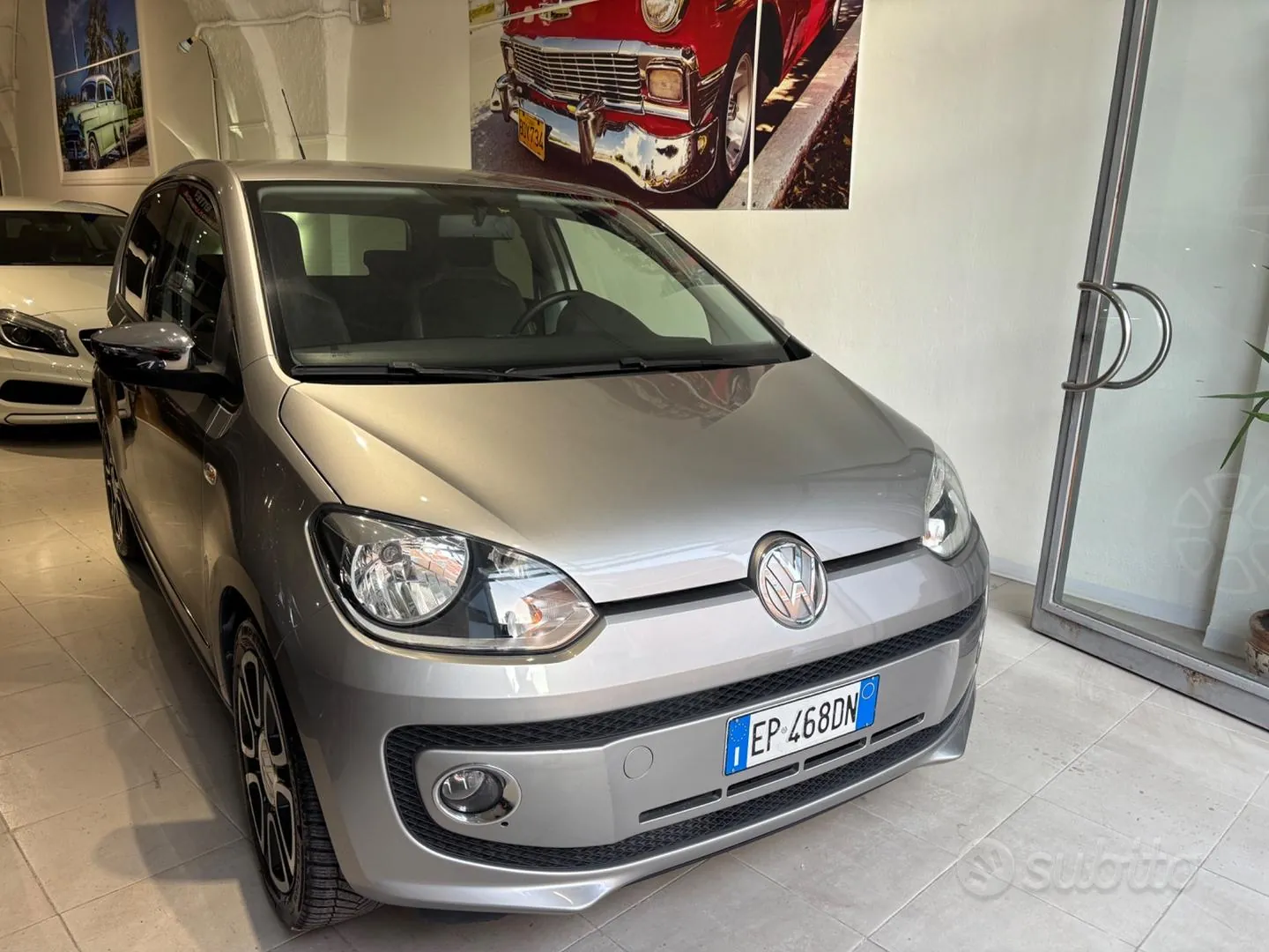 Volkswagen Up 2013 photo 3