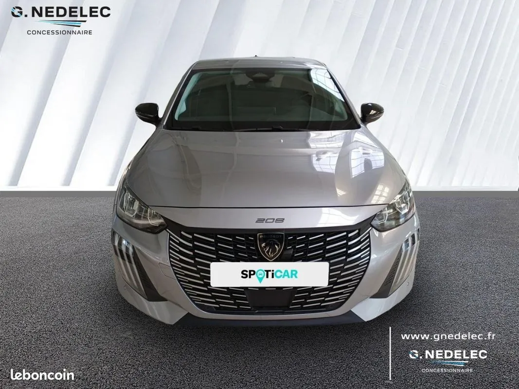 Peugeot 208 2025 photo 2