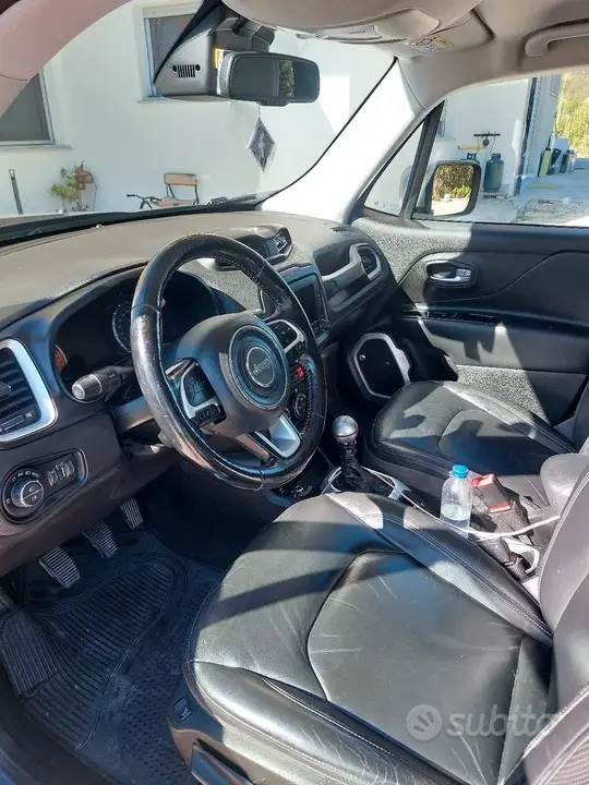Jeep Renegade 2017 photo 3