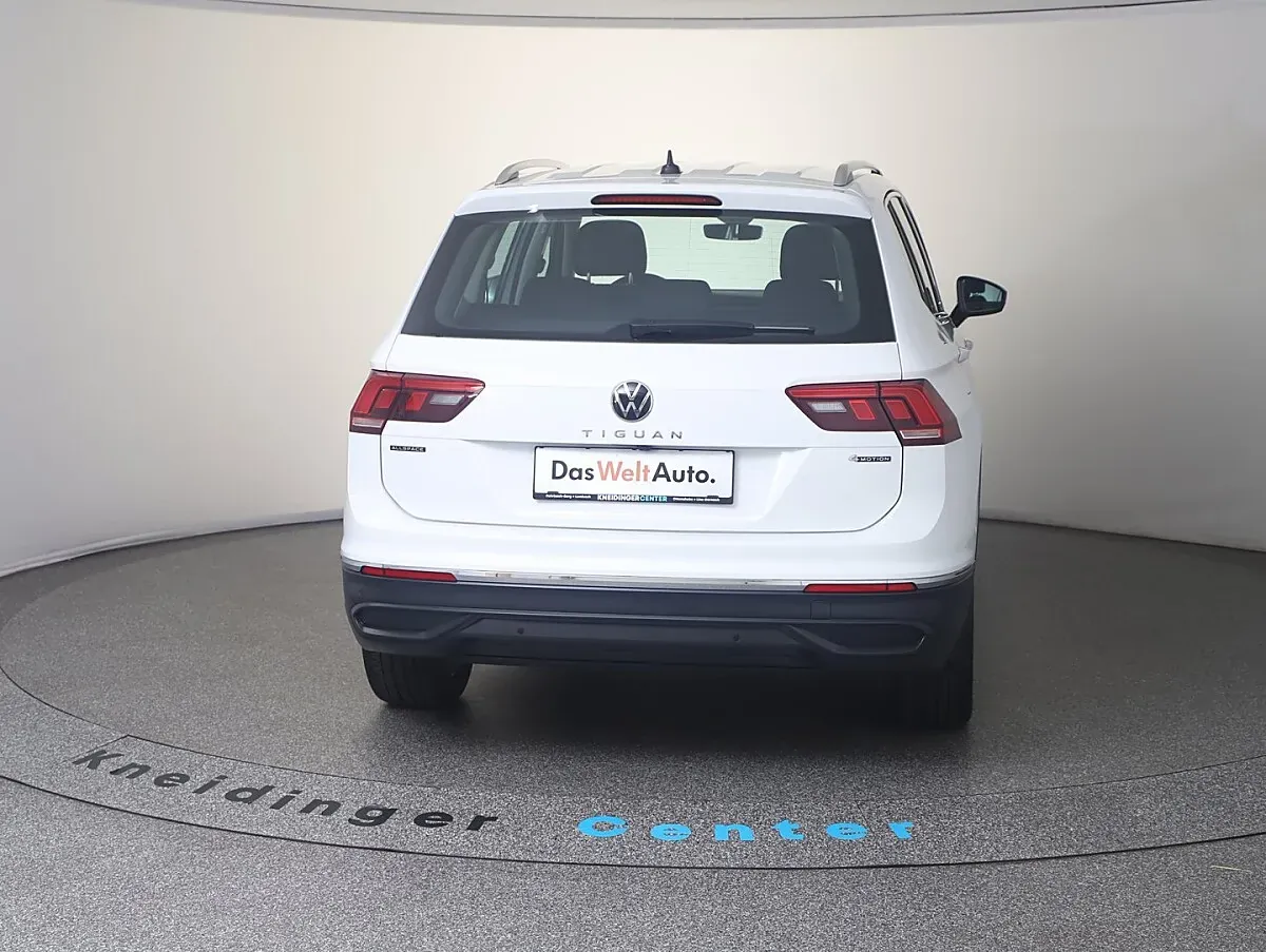 Volkswagen Tiguan 2023 photo 3