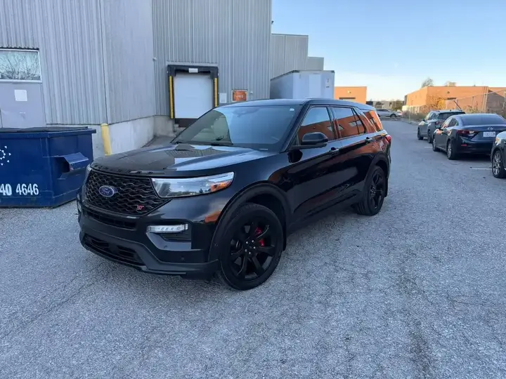Ford Explorer 2021 photo 2