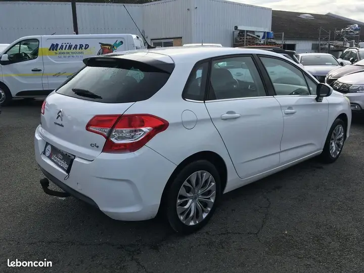 Citroen C4 2013 photo 5
