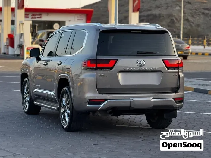 Toyota Land Cruiser 2024 photo 5