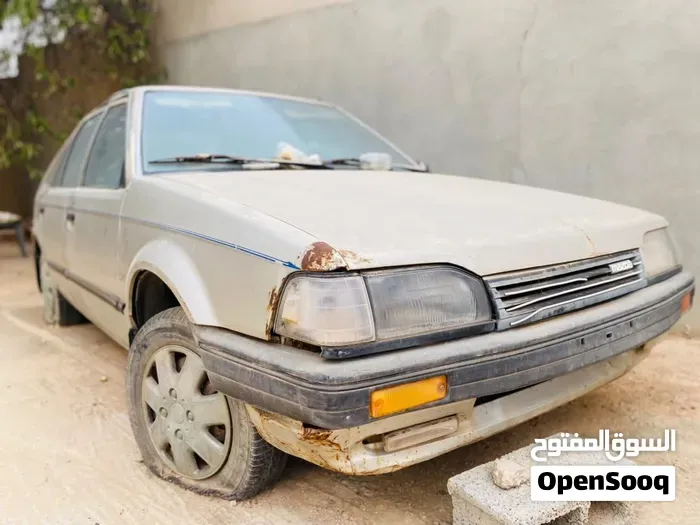 Mazda 323 1988 photo 2