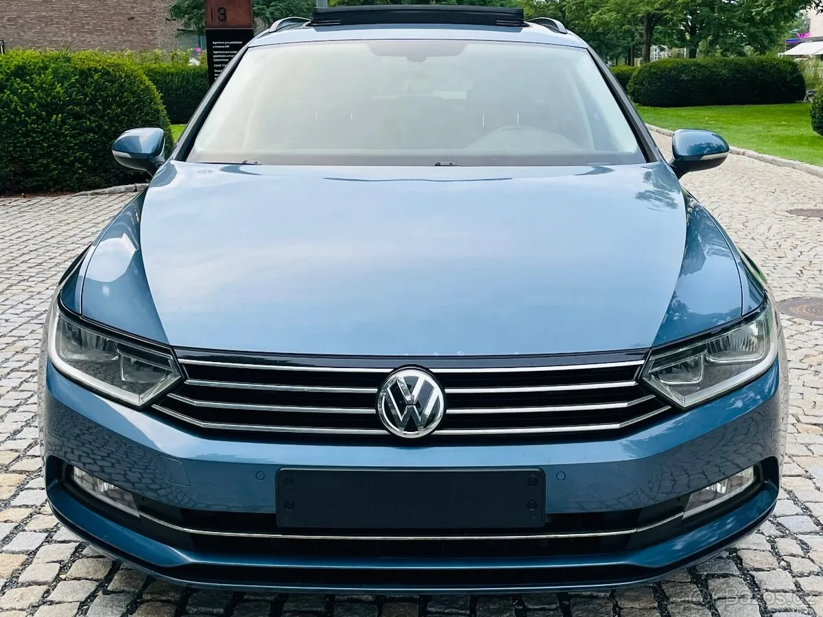 Volkswagen Passat 2023 photo 3