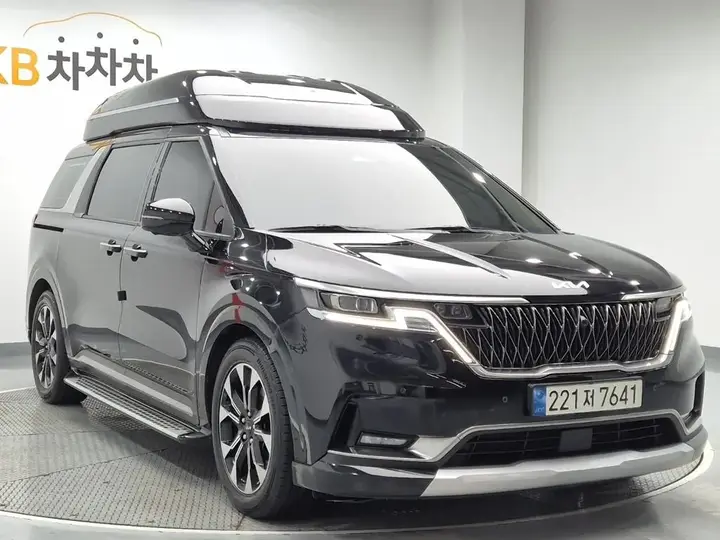 Kia Carnival 2023 photo 4