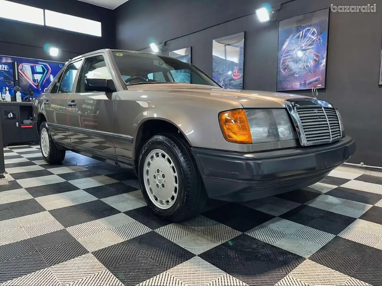 Mercedes-Benz 250 D
