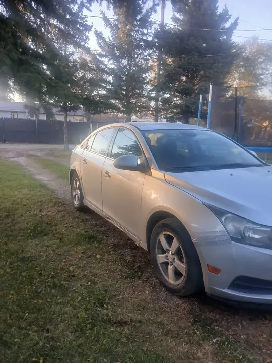 Chevrolet Cruze 2011 photo 2