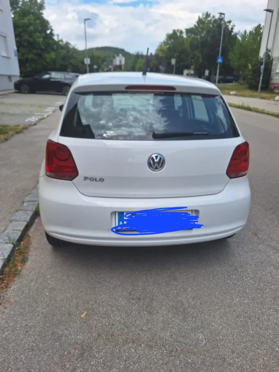 Volkswagen Polo 2011 photo 3