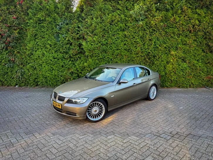 BMW 325I
