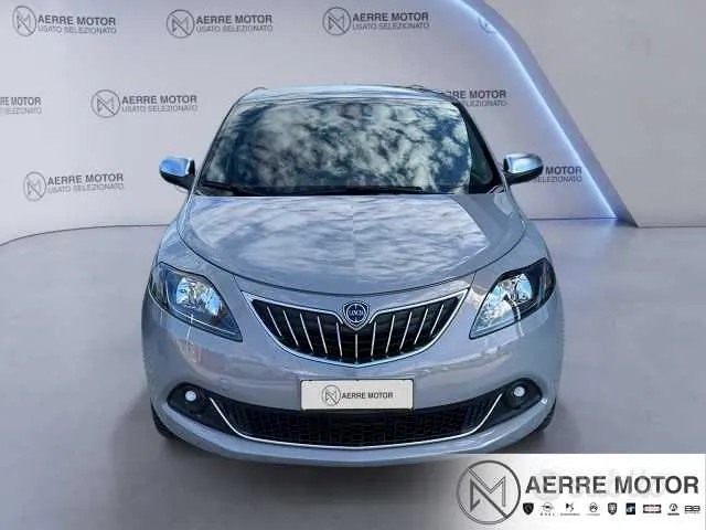 Lancia Ypsilon 2023 photo 2