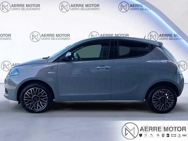 Lancia Ypsilon 2023 photo 4